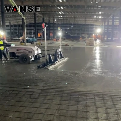 Kif huwa differenti l-proċess ta 'kostruzzjoni ta' bankina tal-konkrit b'biċċ...